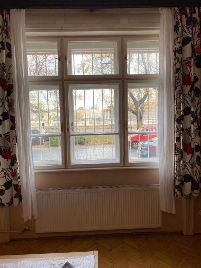 Pala Gardem Apartment Budapest Bagian luar foto