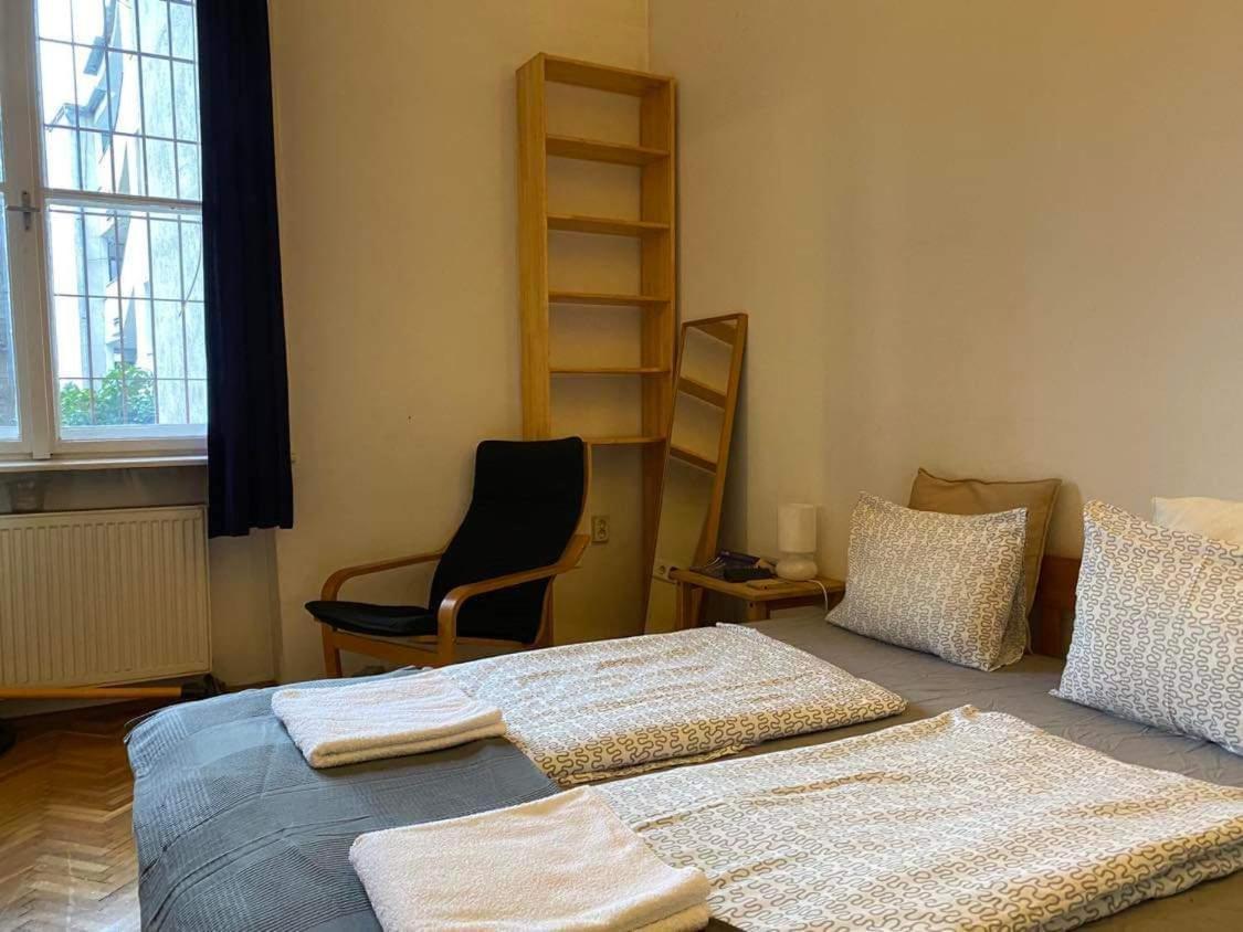 Pala Gardem Apartment Budapest Bagian luar foto